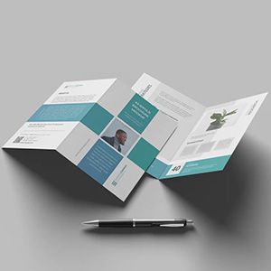 small_perspective-bifold-brochure-free-mockup