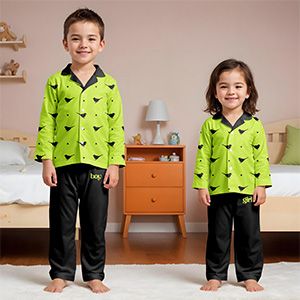 small_free-kids-pajamas-mockup